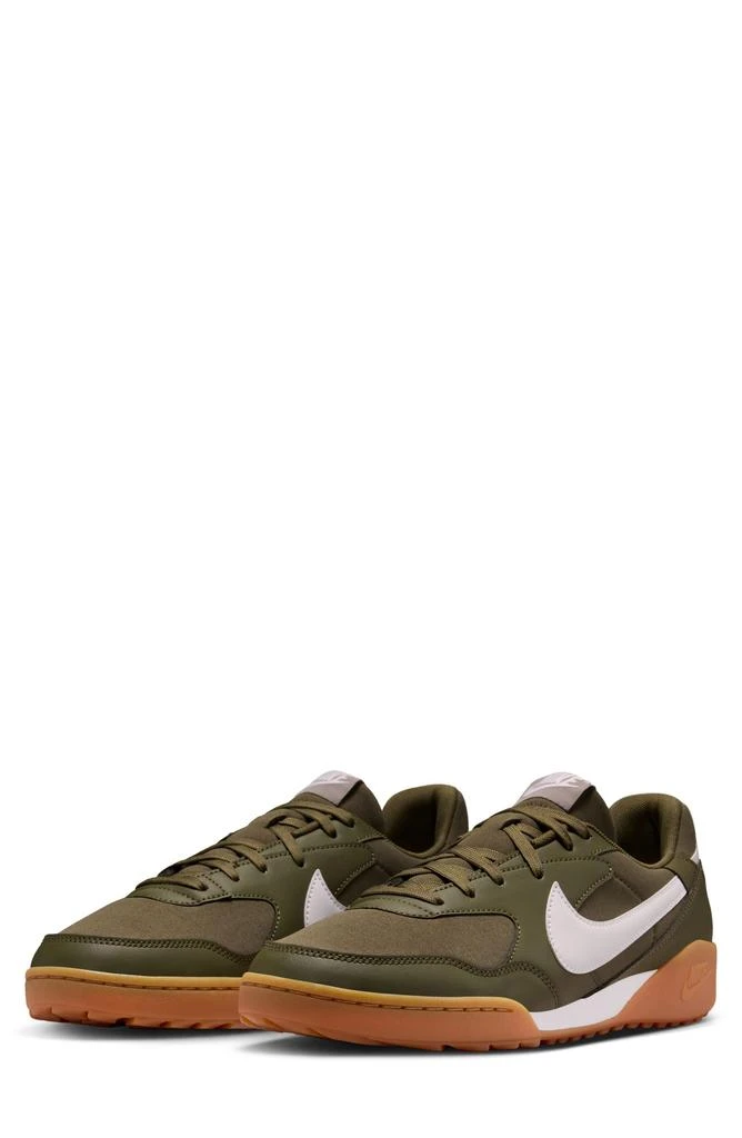 NIKE Terra Manta Sneaker 1