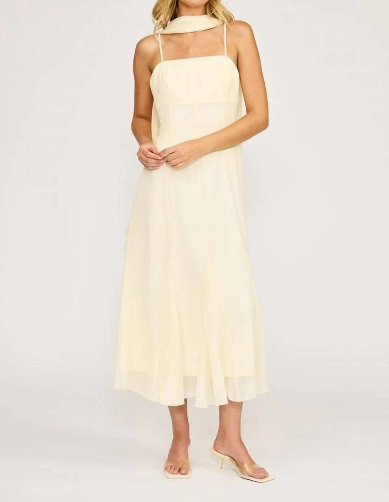 Shop Lotus Mini Dress In Navy/pink on Sale at BeyondStyle  Get 74% Off  Lotus Mini Dress In Navy/pink with Limited-Time Flash Deals, Exclusive  Discounts, and Special Offers. Enjoy Unbeatable Savings on