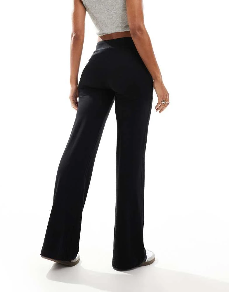 COLLUSION COLLUSION yoga pant in black 5
