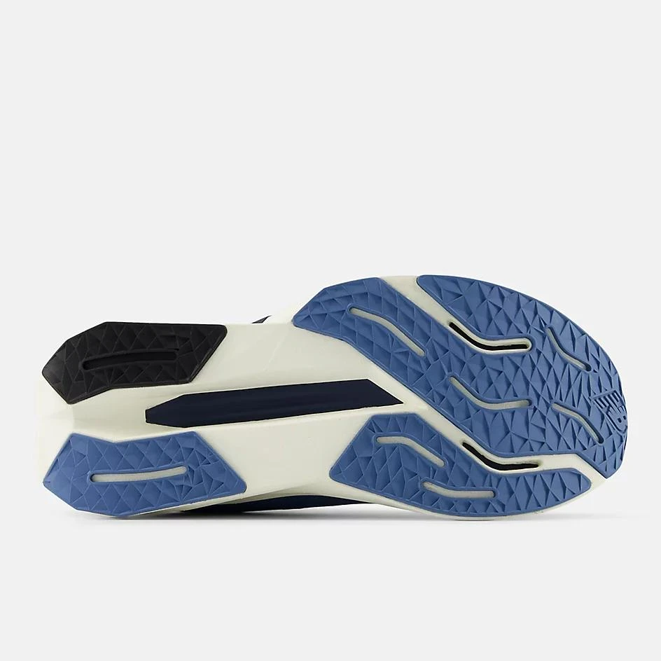 New Balance FuelCell Propel v5 6