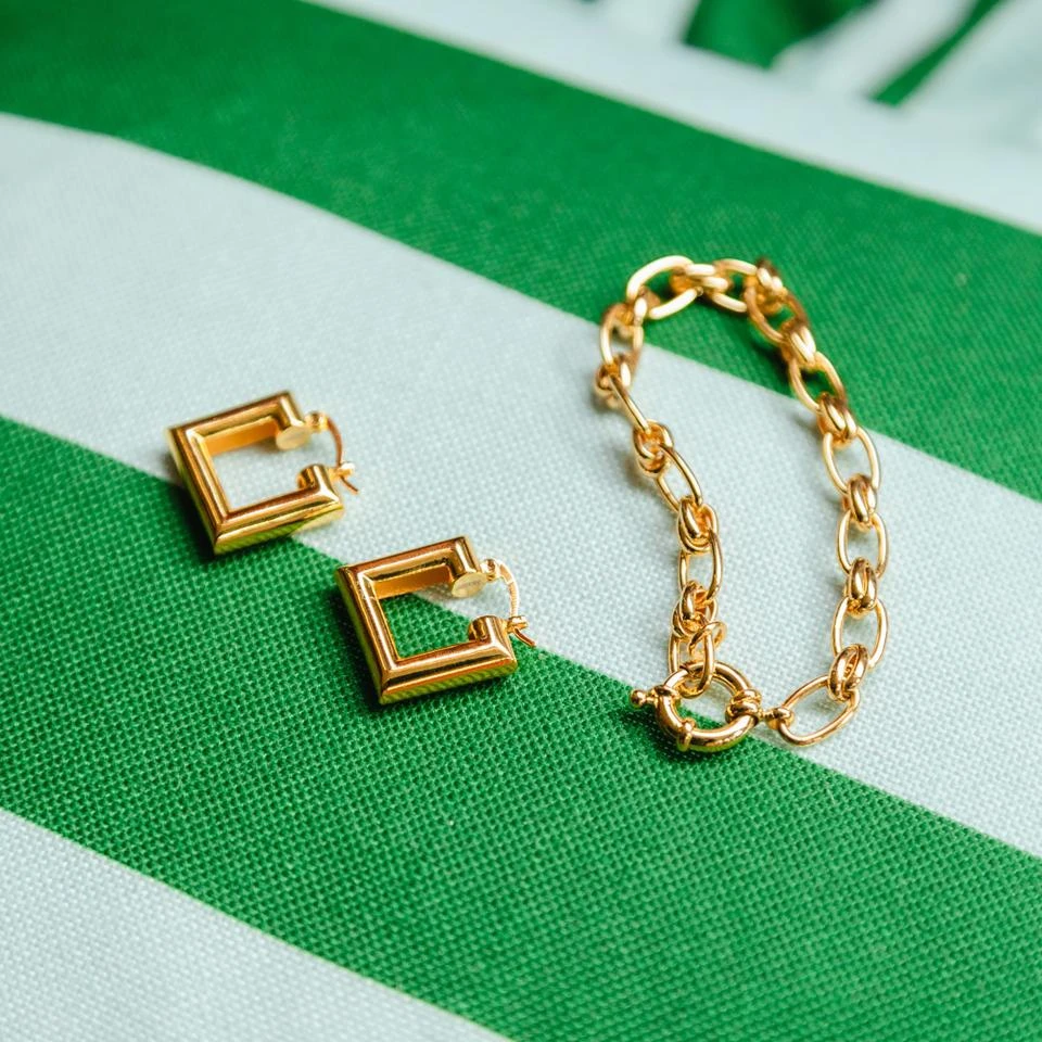 Daisy London Daisy London X Polly Sayer Gold-Plated Chubby Square Earrings 3