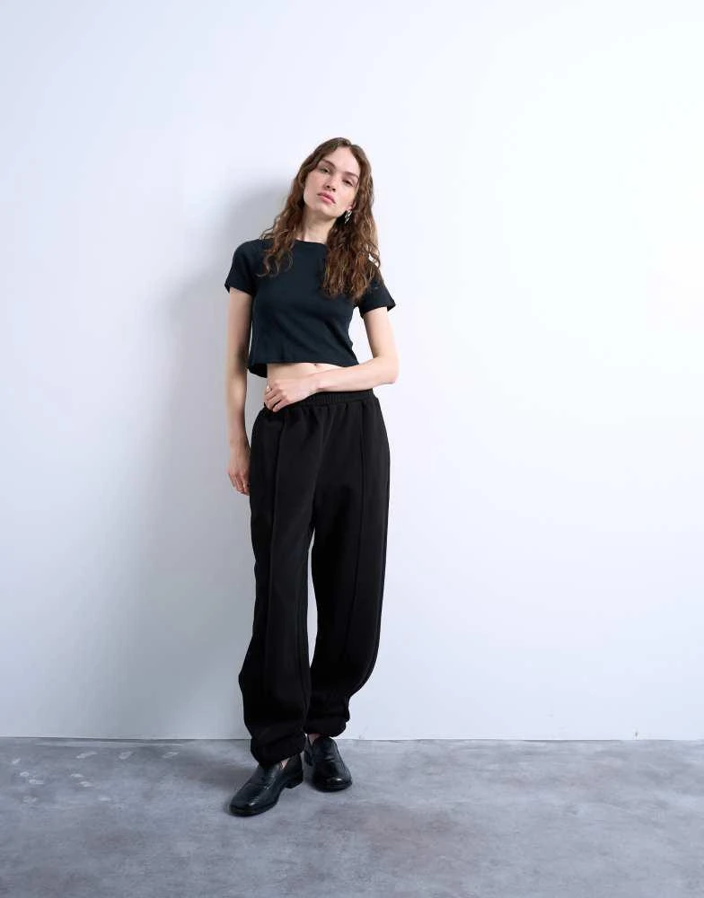 Topshop Topshop pintuck cuffed jogger in black 2