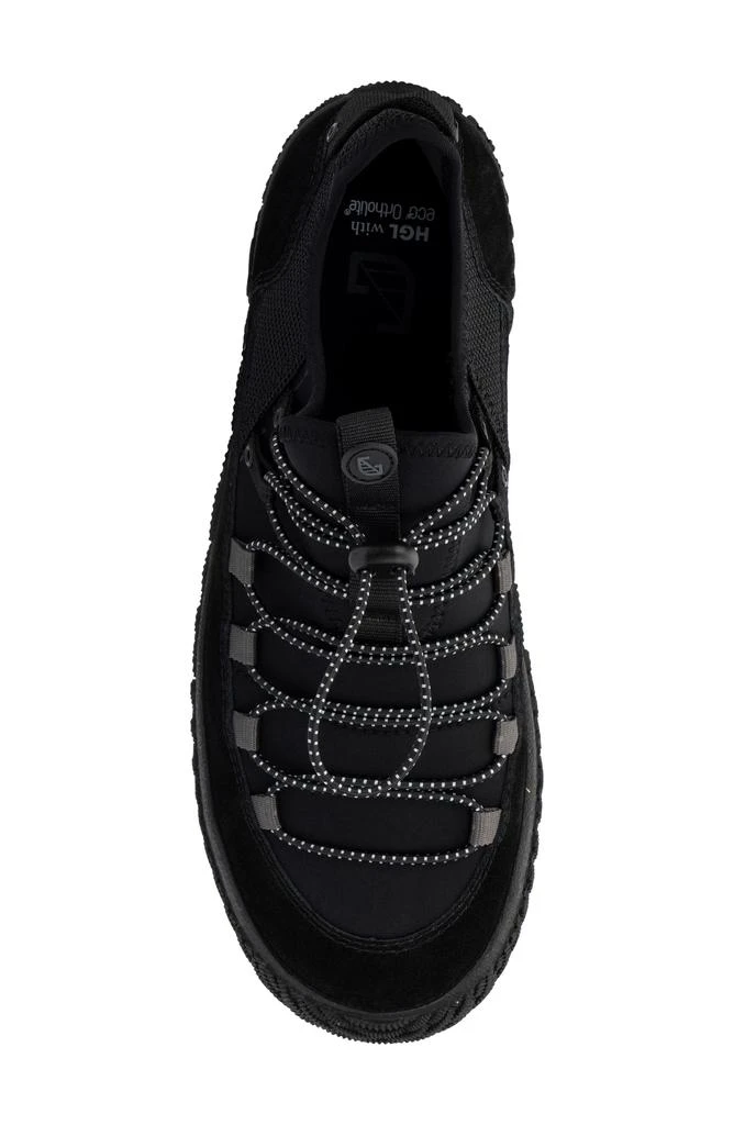 Hybrid Green Label Momentum Sneaker 4