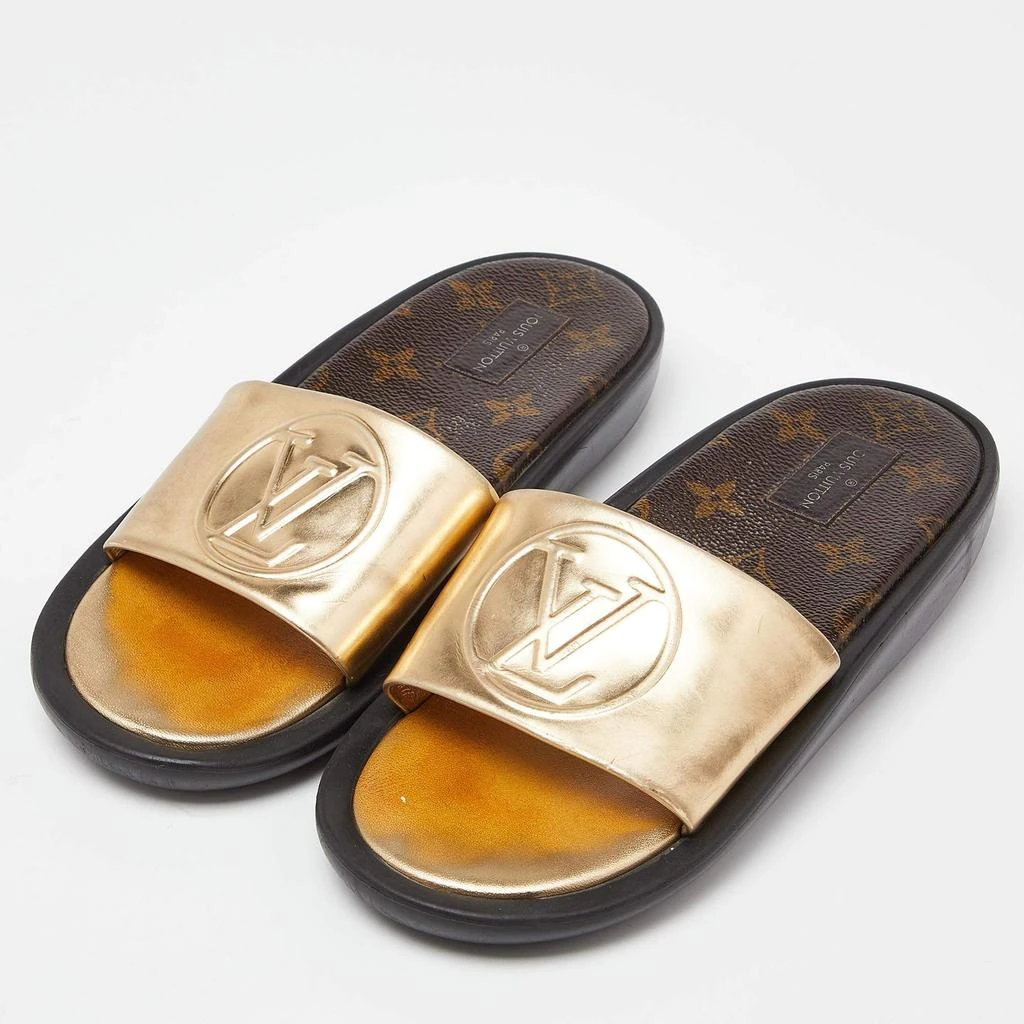 Louis Vuitton Louis Vuitton Gold Leather Sunbath Flat Slides Size 36 2