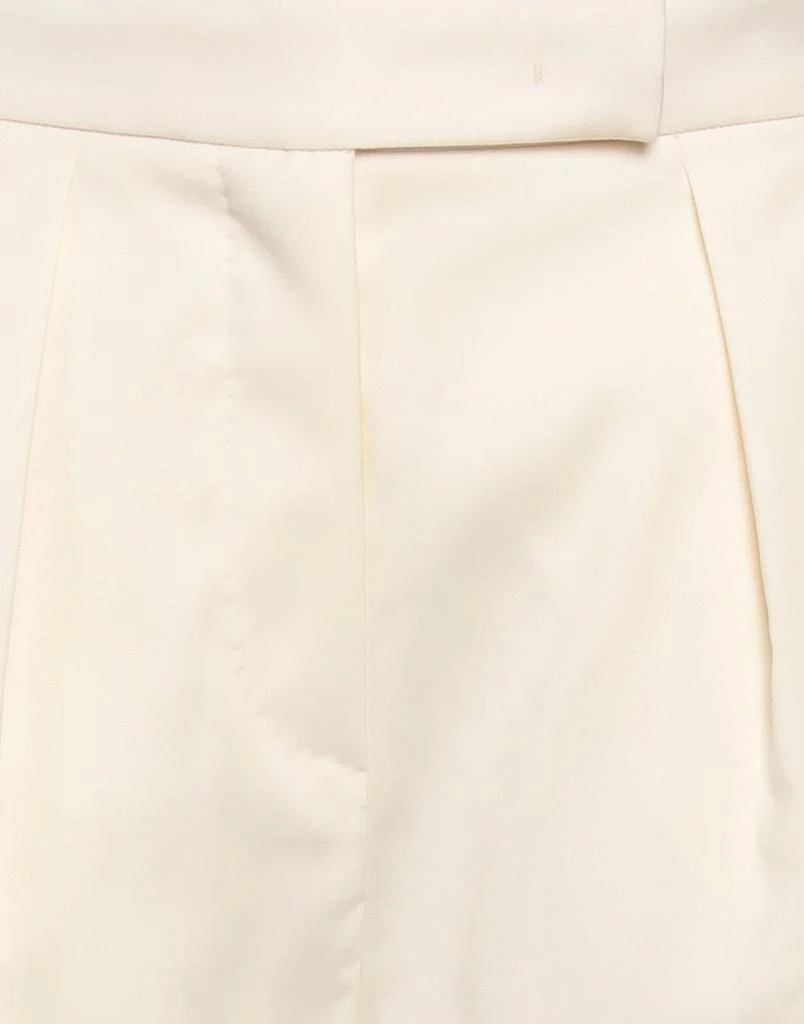 Max Mara Shorts
Bermuda 4