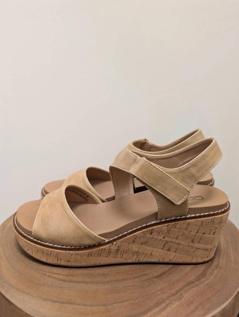 Cozy Co. Cozy Co. - 5'o Clock Wedges Taupe