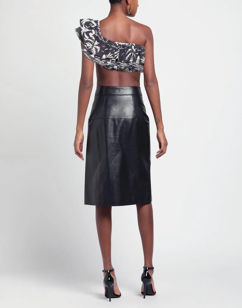 Place Nationale One-shoulder top 3