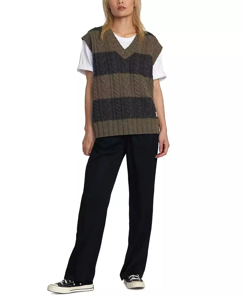 RVCA Juniors' Chefs Kiss V-Neck Sweater Vest 7