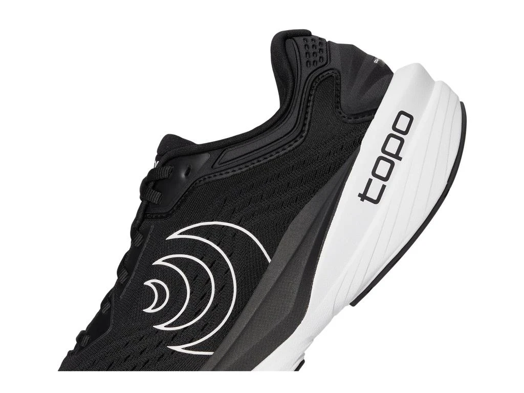 TOPO ATHLETIC Phantom 4 6