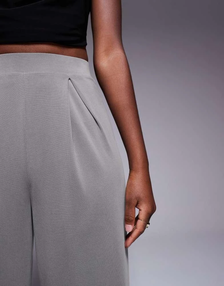 ASOS ASOS DESIGN soft handle pleated wide leg trousers in slate grey 4