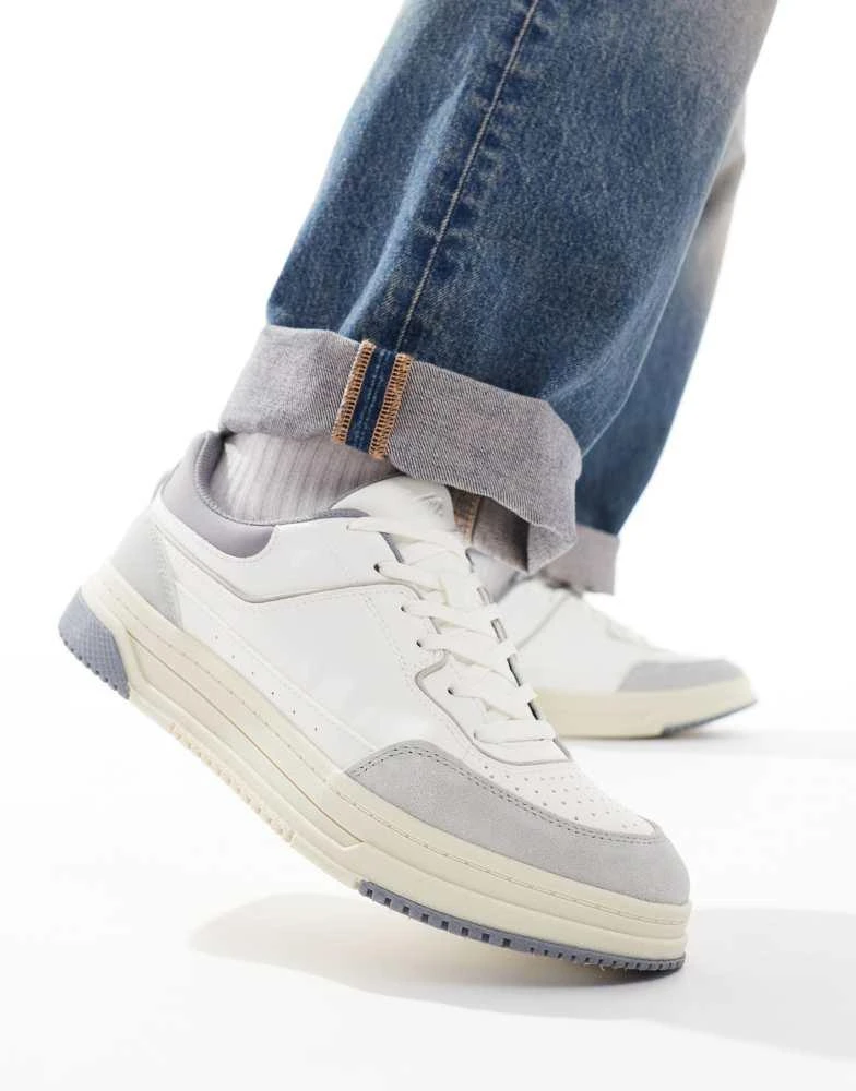 Pull&Bear Pull&Bear chunky panel contrast trainer in white 1