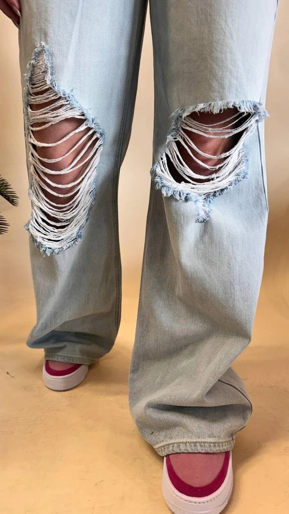 sneak peek Sneak Peek - Flare Sneak Peak Jeans 5