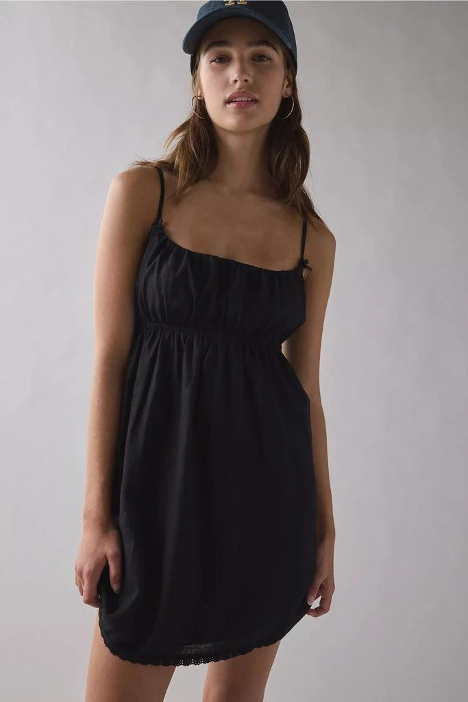 Vintage
ReMADE by UO ReMADE By UO Made In LA EcoVero™ Linen Babydoll Mini Dress