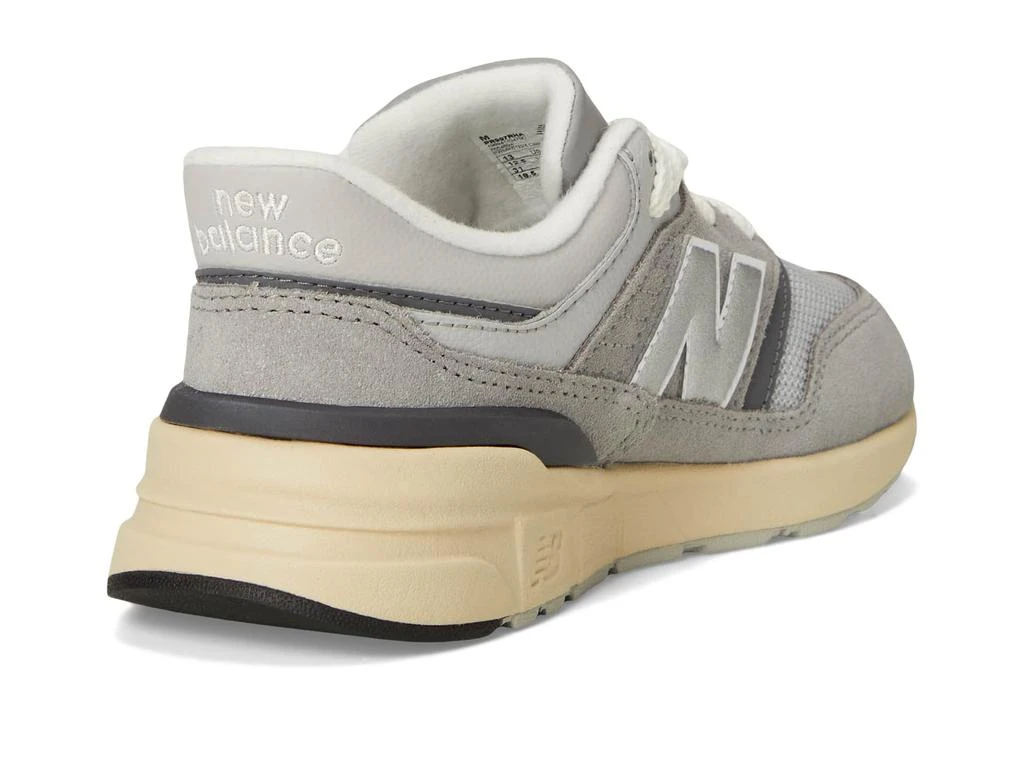 New Balance 997R (Little Kid/Big Kid) 5