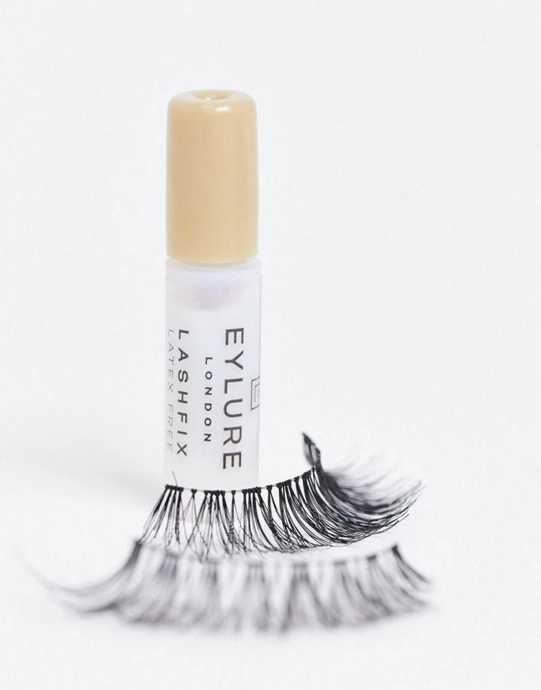 EYLURE Eylure Fluttery Light Lashes - 117 2