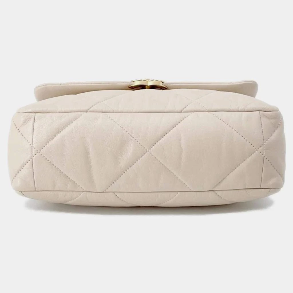 Chanel Chanel Beige Lambskin Leather 19 Chain Shoulder Handbag 7