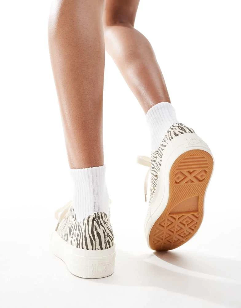 Converse Converse Chuck Taylor All Star Ox Lift trainers in zebra print 2