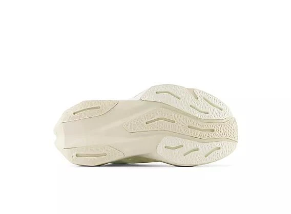 New Balance FuelCell Rebel v4 5