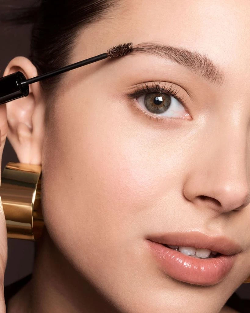 Bobbi Brown Natural Brow Shaper 4