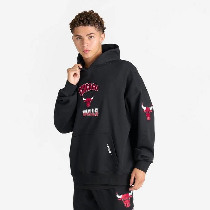 Pro Standard Men's Pro Standard Chicago Bulls NBA Turn It Up Hoodie 3