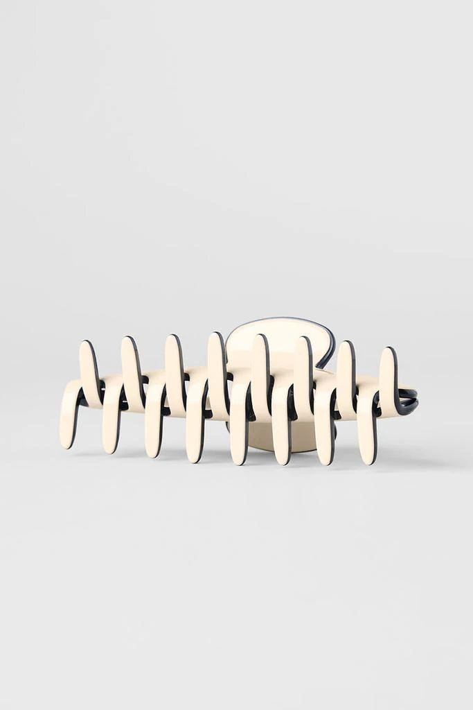 New Alo Outline Large Claw Clip - Black/White Authentic Outline Claw Clip - Black/White – On Sale Now with Up to 32  main image 3