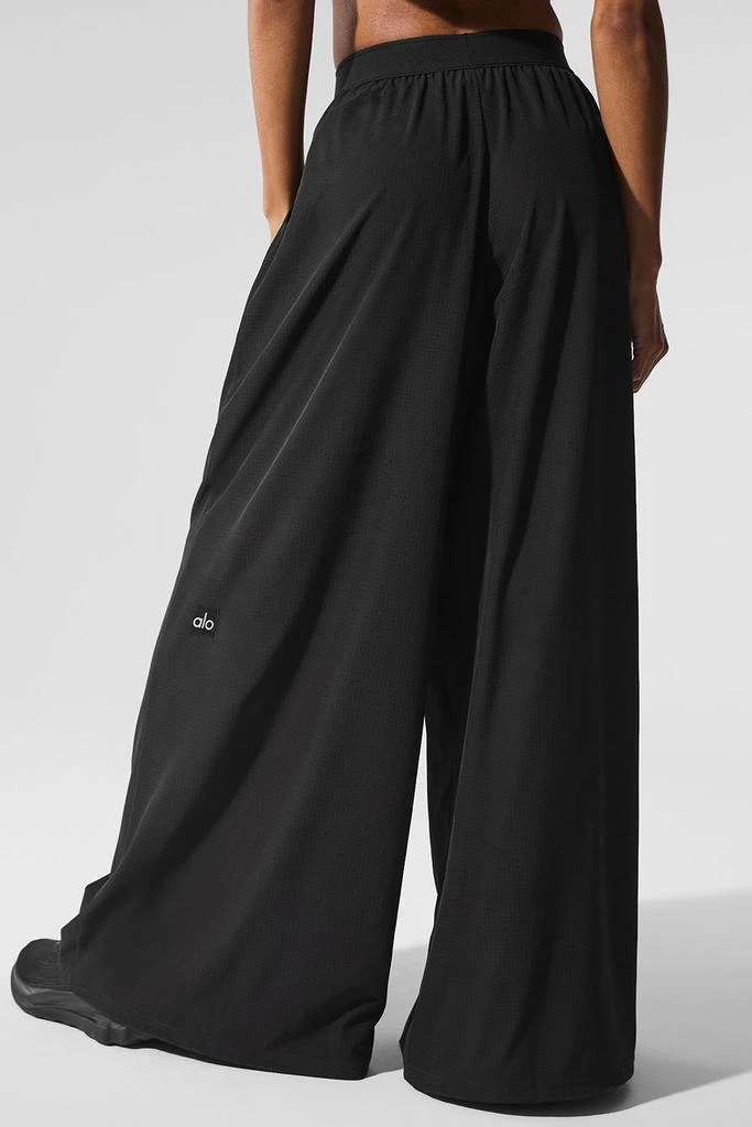 Alo Mesh Mirage Trouser - Black 4