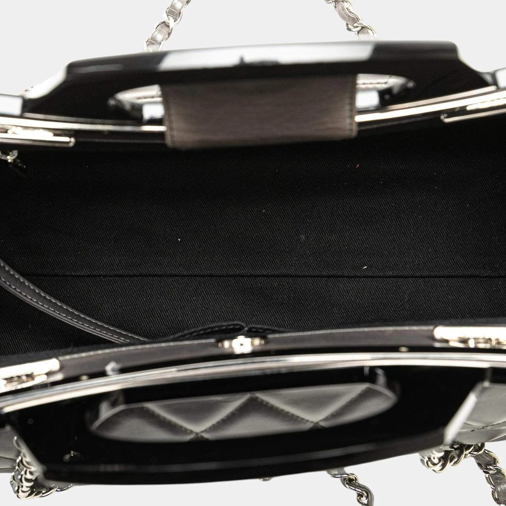 Chanel Chanel Small Glazed Calfskin CC Delivery Tote 5