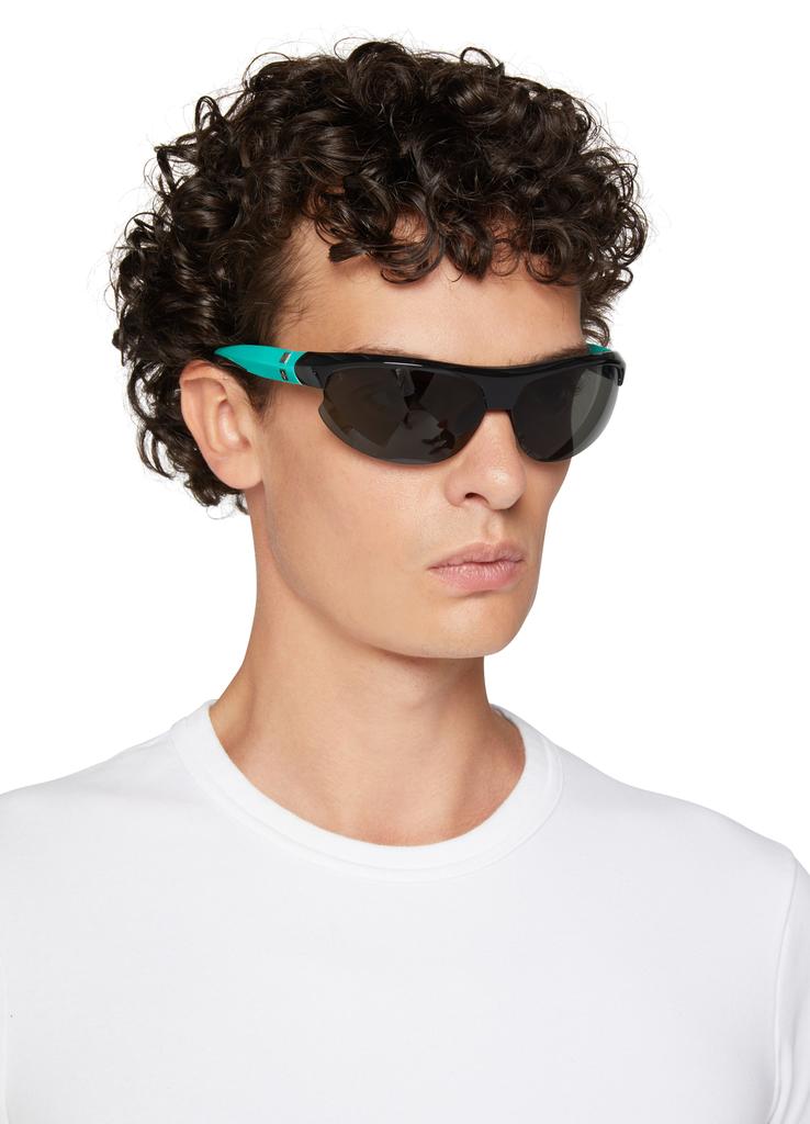 LOUIS VUITTON LV 4MOTION スポーツサングラス Louis Vuitton Updates LV 4MOTION Sunglasses | Hypebeast