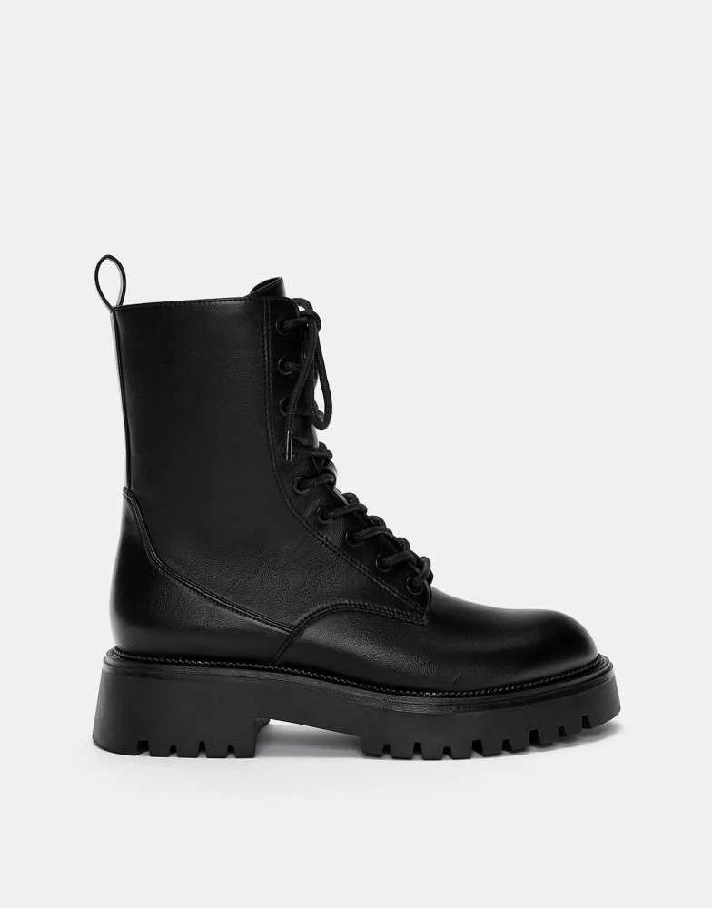 Pull&Bear Pull&Bear Lace-up flat ankle boots in black  display picture 1