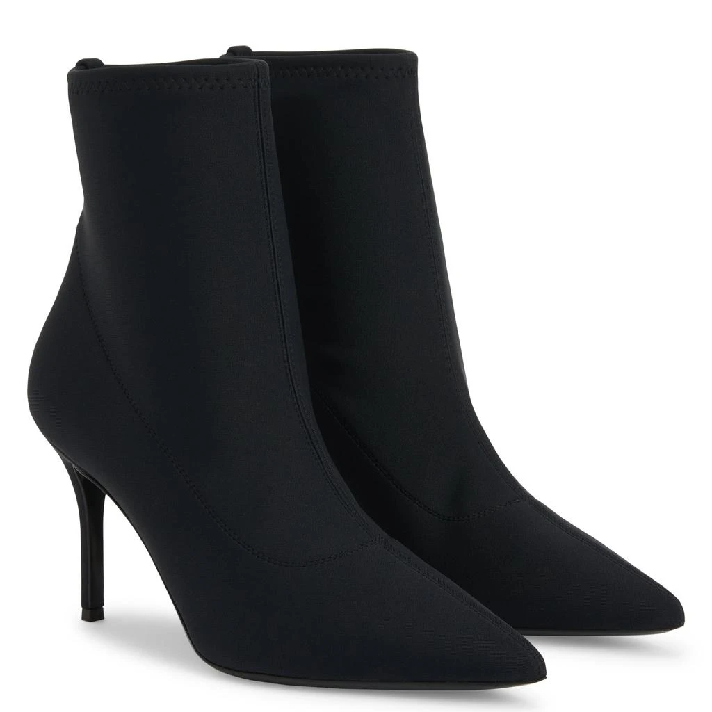 Giuseppe Zanotti Mirea 2
