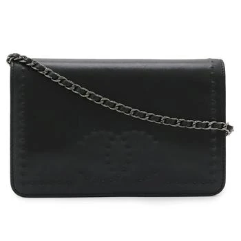 Chanel | Leather Pochette Shoulder Bag (Pre-Owned)