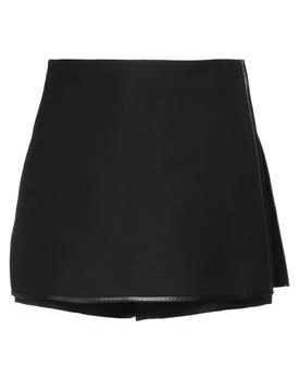 Valentino | Shorts
Bermuda