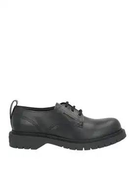Givenchy | Laced shoes