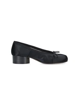 MAISON MARGIELA | “Tabi” Lace-Up Flats – Black