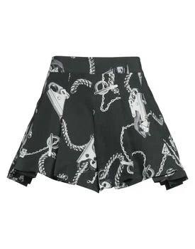 Burberry | Shorts 
Bermuda