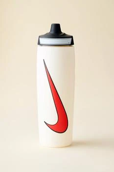 NIKE Nike Refuel 24 oz Squeeze Water Bottle