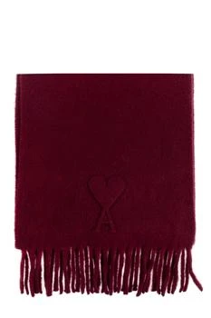 Wool scarf with fringes