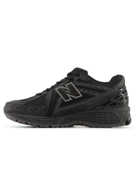 New Balance 1906r in black