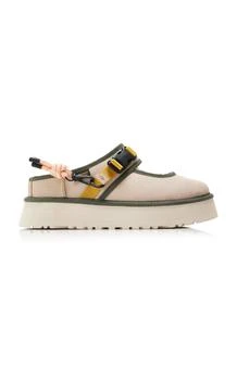 UGG UGG Bea Sheepskin Platform Mary Jane Flats - Moda Operandi