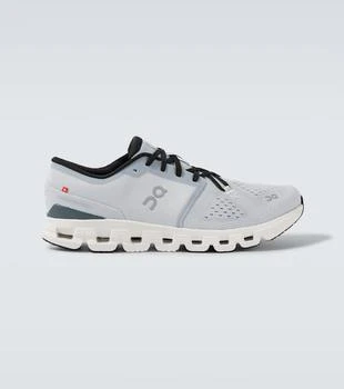 On Cloud X 4 running shoes