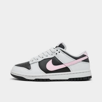 Women
s Nike Dunk Low SE Casual Shoes