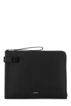 Salvatore Ferragamo | Ferragamo Gancini-Buckled Zip-Up Clutch Bag