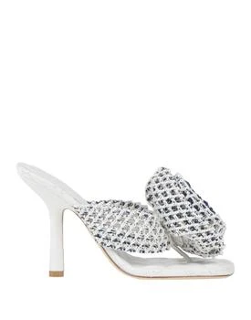 Burberry | Flip flops